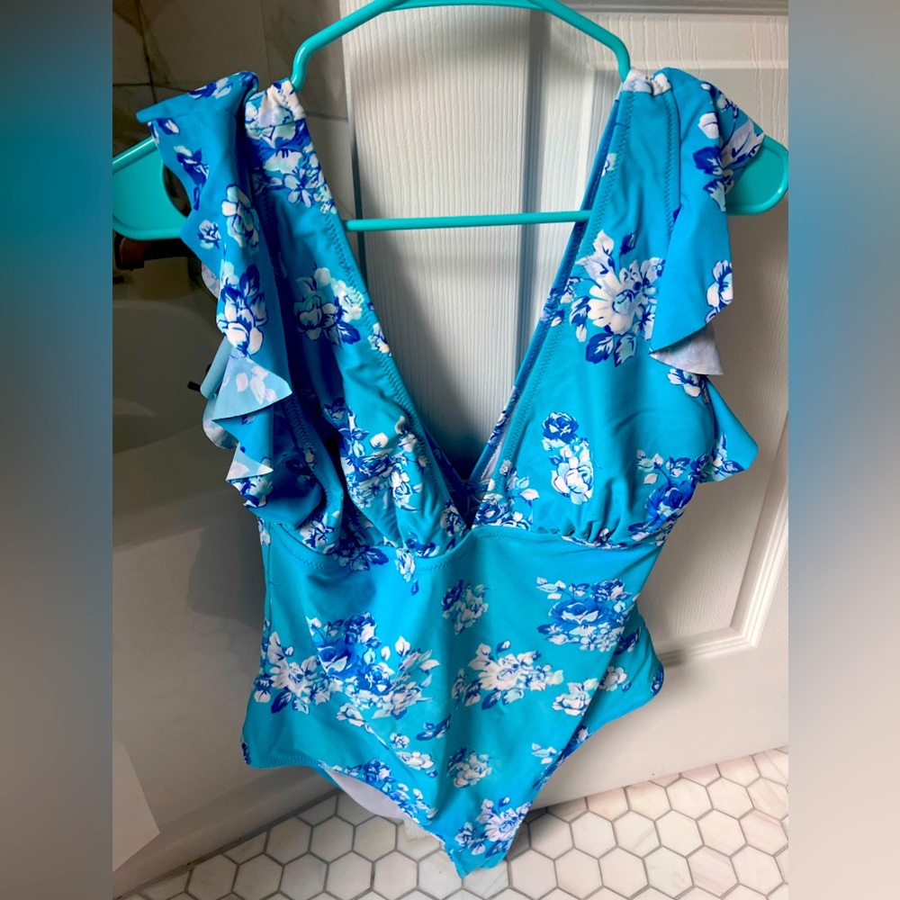 Ruffle strap one piece bathing suit